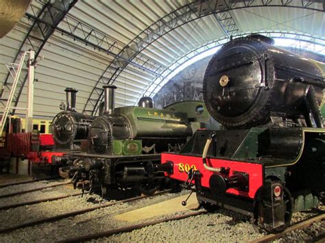 ¡Sumérgete en la magia del Museo de los Ferrocarriles de Ulster! Historia vibrante y locomotoras imponentes