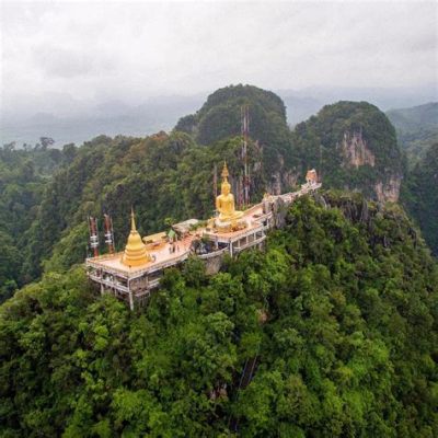 ¡Explora el misterioso Templo de Wat Khao Tham en Krabi! Un santuario budista en la cima de una montaña y un viaje inolvidable a través de la naturaleza.