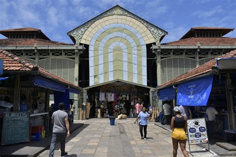 ¡El Mercado de São José: Una joya arquitectónica que te transportará a otro siglo!